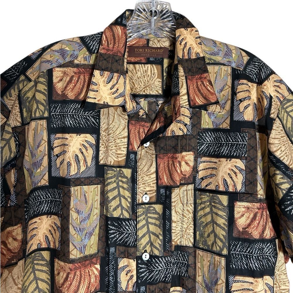 Tori Richard Honolulu Men's Tropical Shirt